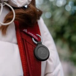 Water-resistant TravelTag - Charcoal Black -Xtorm Geschäft TravelTag2 Backpack2 Black