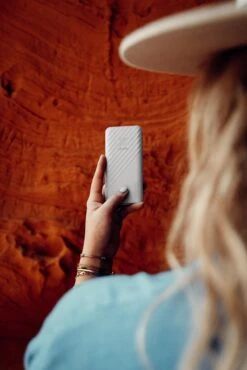 Powerbank Go2 10000mAh White 32 Powerbank Go2 10000mAh White -Xtorm Geschäft XG2100 GO2 Zilver 2 wit