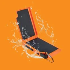Xtreme Solar Powerbank - 10000 MAh - Orange -Xtorm Geschäft XR105 ProductShotsPlus 2